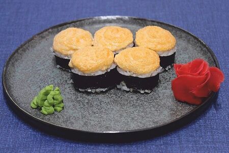 Румяный запечённый ролл