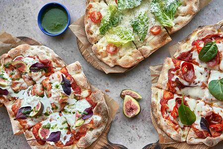 Римская Пицца Трюфельная с грибами и луком