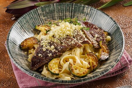 Тальятелле с говядиной