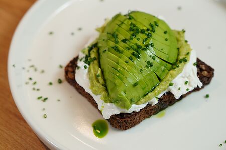 Авокадо - тост