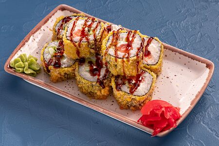 Ролл горячий с лососем