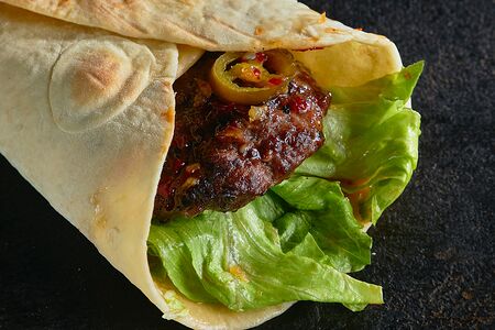 Шварма с котлетой из мраморной говядины