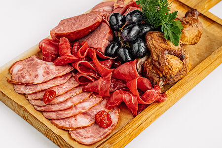 Ассорти домашних копчений