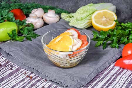 Салат с курицей и апельсином