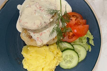 Котлеты из волжского судака с овощами