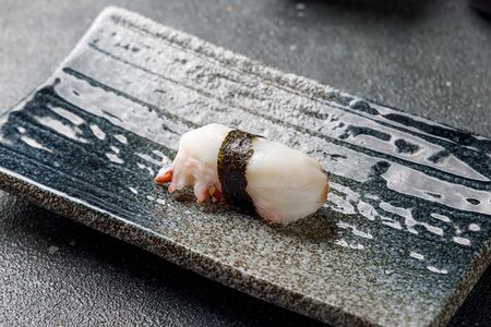 Суши Осьминог