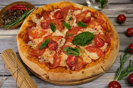 Пицца Маргарита