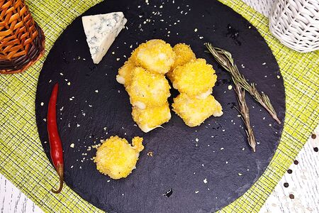 Сыр, жаренный в кляре