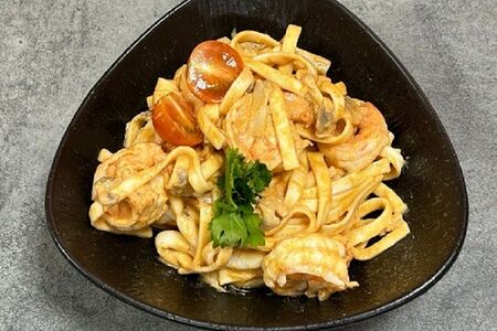 Лапша Том ям