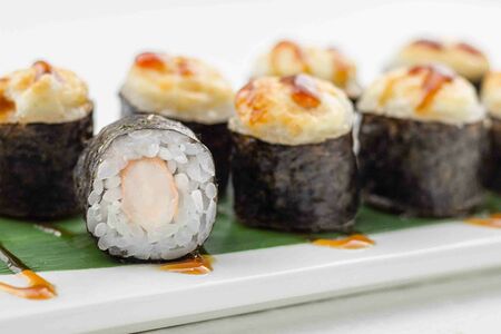 Запеченный маки с курицей 8 шт