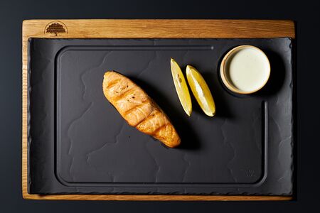 Стейк из лосося