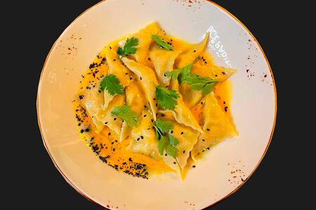 Равиоли с креветкой в соусе том ям