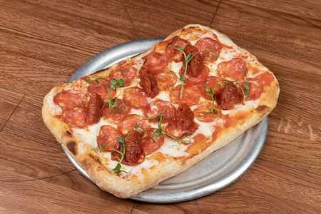 Пицца Пепперони с томатным джемом