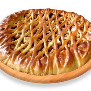 Пирог с яблоком и грецким орехом