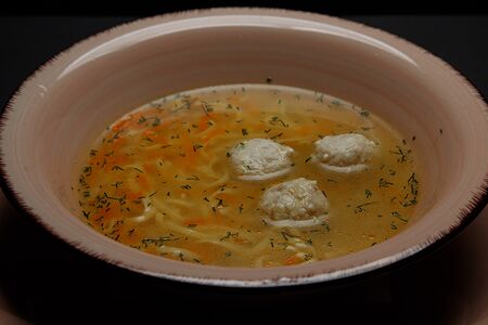 Суп-лапша с куриными фрикадельками