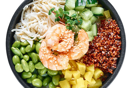 Боул с креветками и красной киноа