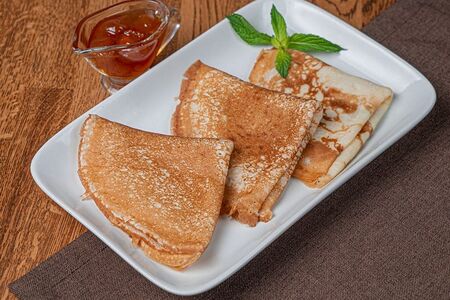 Блины с вареньем