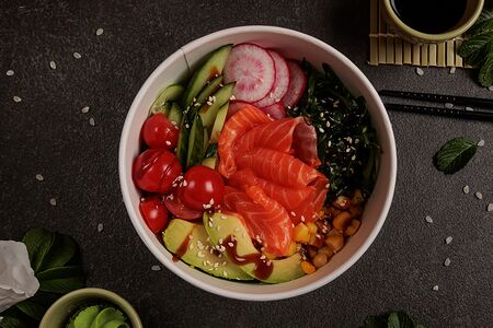 Поке с лососем