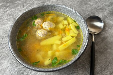 Суп с фрикадельками