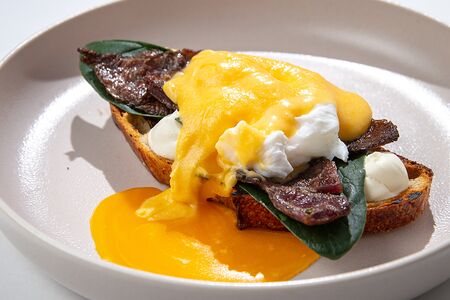 Тост ростбиф