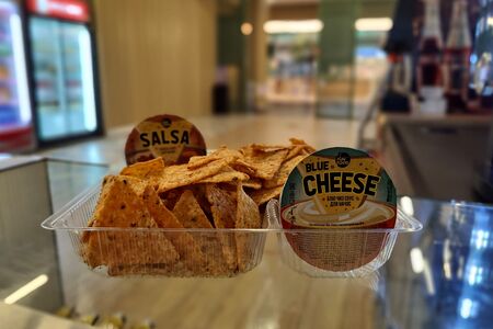 Double начос Тайский перец с соусами блю чиз и сальса