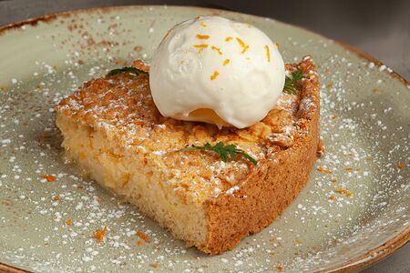 Лимонный пирог с мороженым