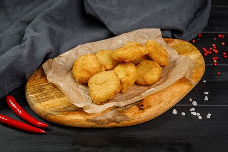 Сырные наггетсы с халапеньо