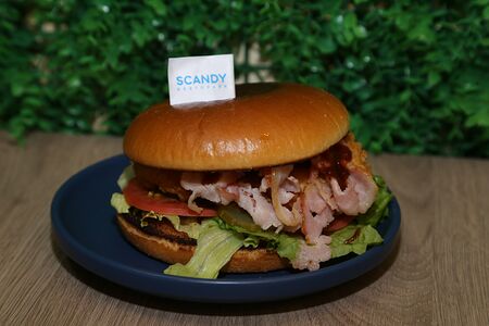 Чикен бургер Барбекю