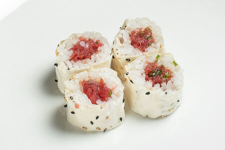 Ролл Тунец аками в маменори