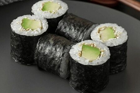 Ролл мини с авокадо