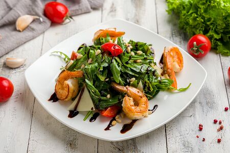 Салат Руккола с креветками