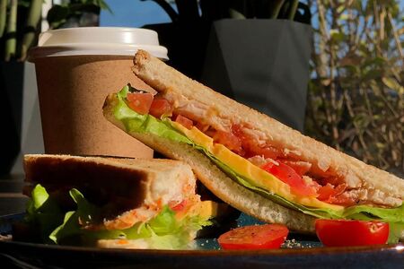 Сэндвич с куриной грудкой