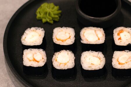 Маки-ролл Эби