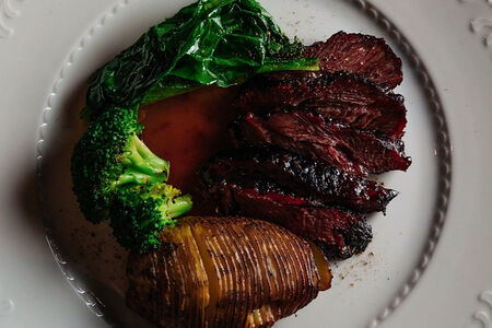 Копченые говяжьи щёки