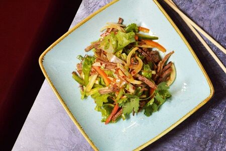 Салат с говядиной