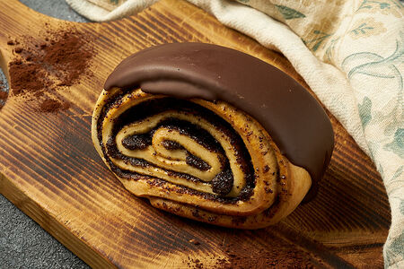 Рулет с маком и шоколадом