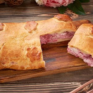 Пирог с клубникой и креметте