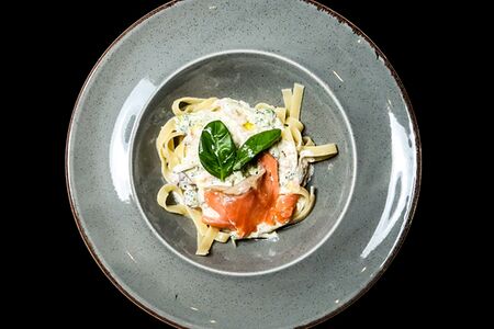 Пенне Лосось с брокколи