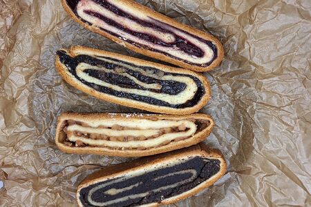 Рулет с начинкой