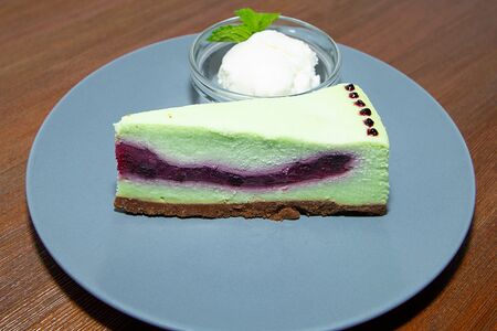 Чизкейк Фисташка-малина