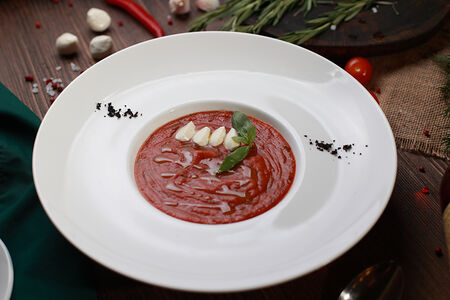 Суп томатный с моцареллой