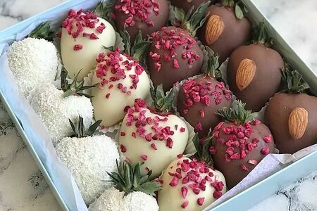 Клубника в шоколаде Diplomat