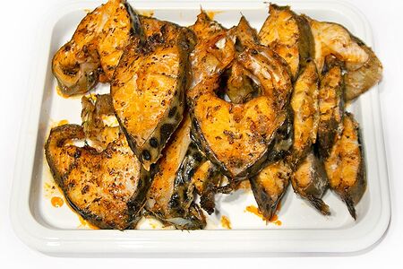 Стейк зубатки запеченный