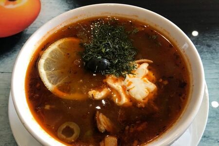 Солянка сборная мясная