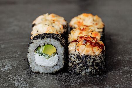 Запеченный тартар из сырной креветки