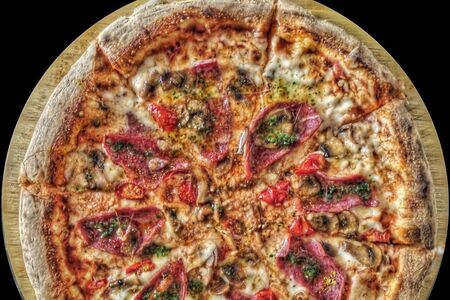 Пицца Капричоза