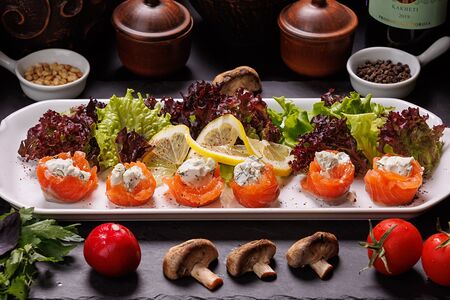 Рулетики из семги с мягким сыром