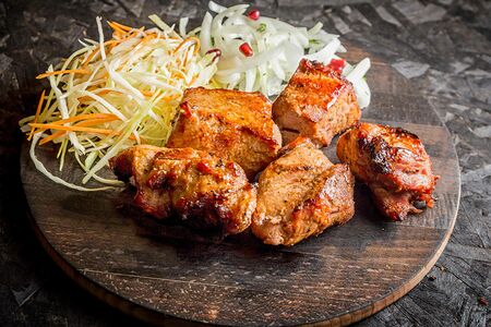 Классический шашлык из cвинoй шеи