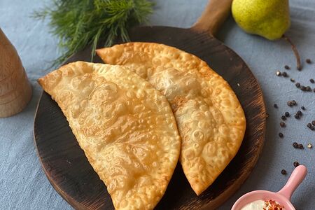 Чебурек с говядиной