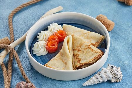 Блины с красной рыбой